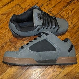 DVS Shoes - DVS Militia shoes 10.5 EUC DVS Shoes - DVS Militia shoes 10.5 EUC